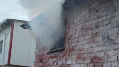 Manisa’nın Selendi ilçesinde çıkan yangında