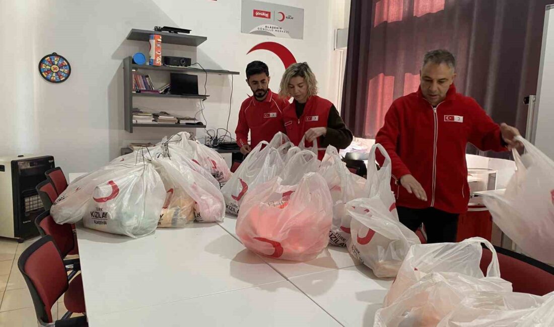 Manisa’nın Alaşehir ilçesinde Türk Kızılay