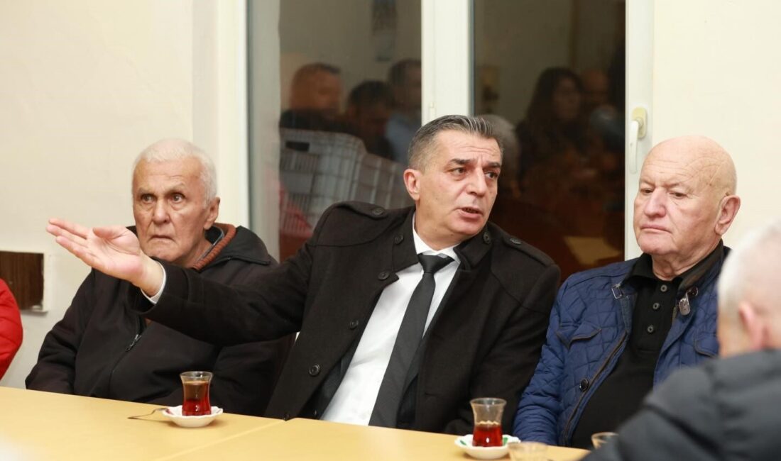 Şehzadeler Belediye Başkanı Hakan Şimşek,