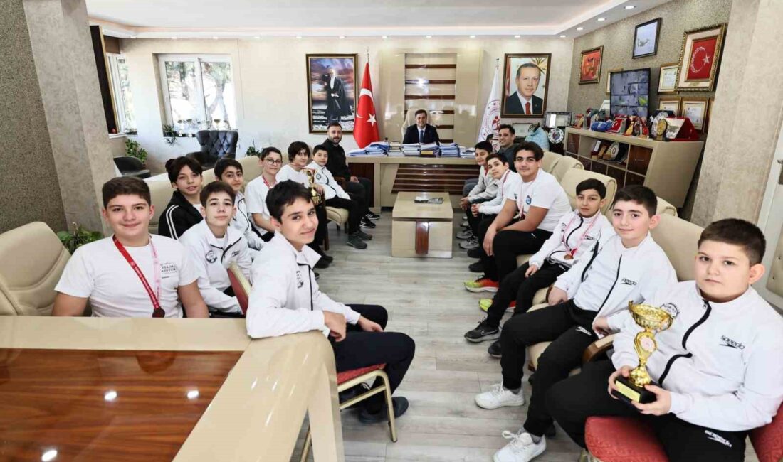 Balıkesir’de düzenlenen Okul Sporları Su