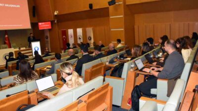 Manisa’da düzenlenen eğitim programında ihracatçı