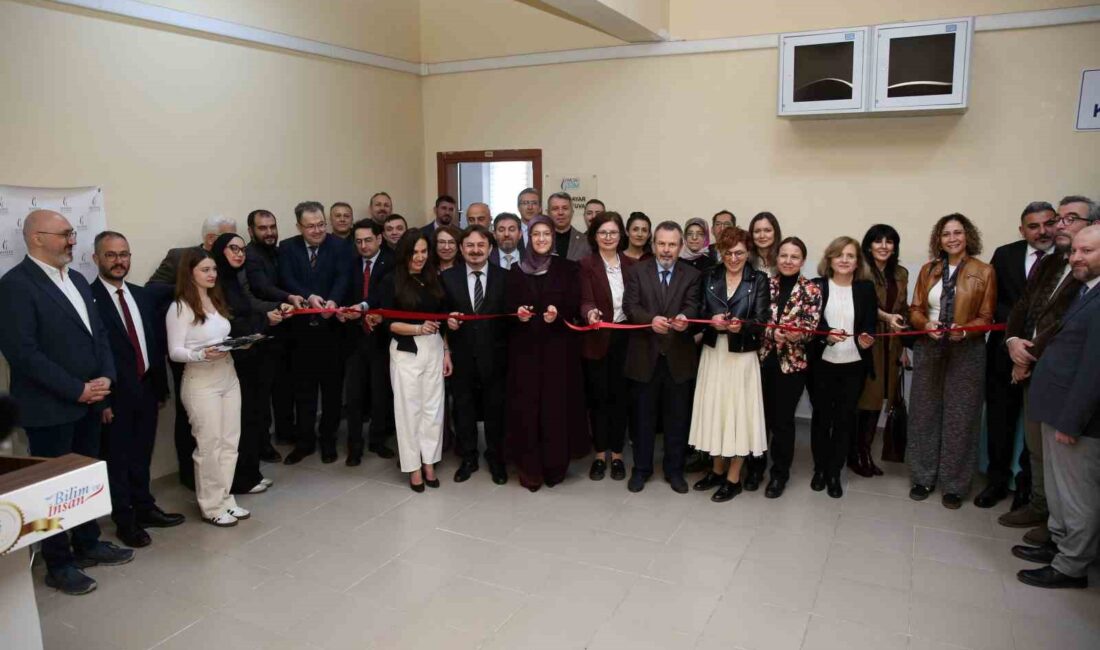 Manisa Celal Bayar Üniversitesi Sürekli