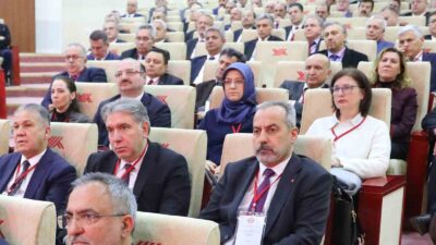 Manisa Celal Bayar Üniversitesi Rektörü