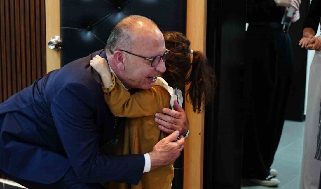 Turgutlu Belediye Başkanı Çetin Akın,