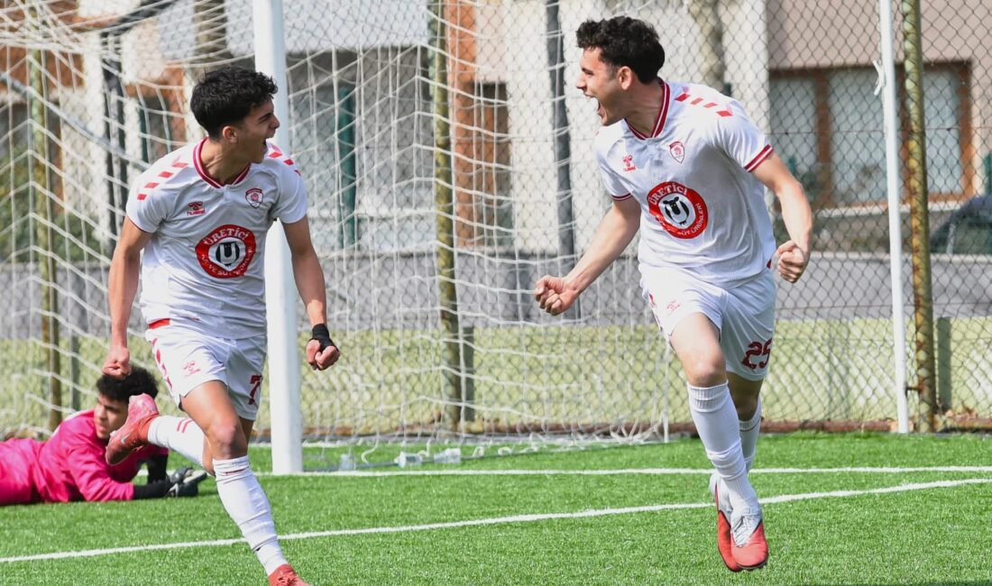 Yunusemre Belediyespor U18 Futbol Takımı,