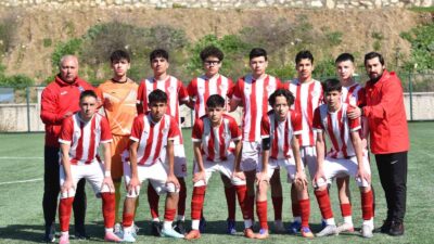 Yunusemre Belediyespor U16 Futbol Takımı,