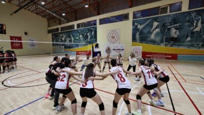 Manisa’da düzenlenen Kulüpler Arası Voleybol