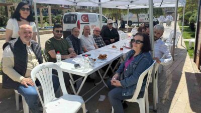 Manisa’da, Şehit Mehmet Savunmaz’ın annesi