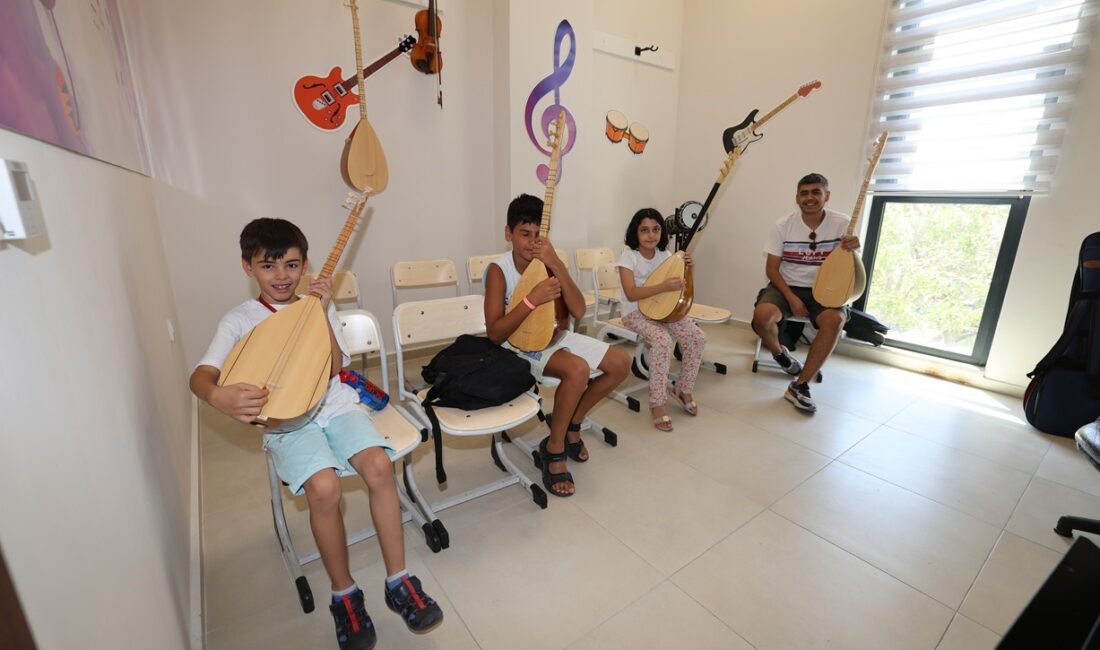 Şehzadeler Belediyesi, sanata ve gençlerin