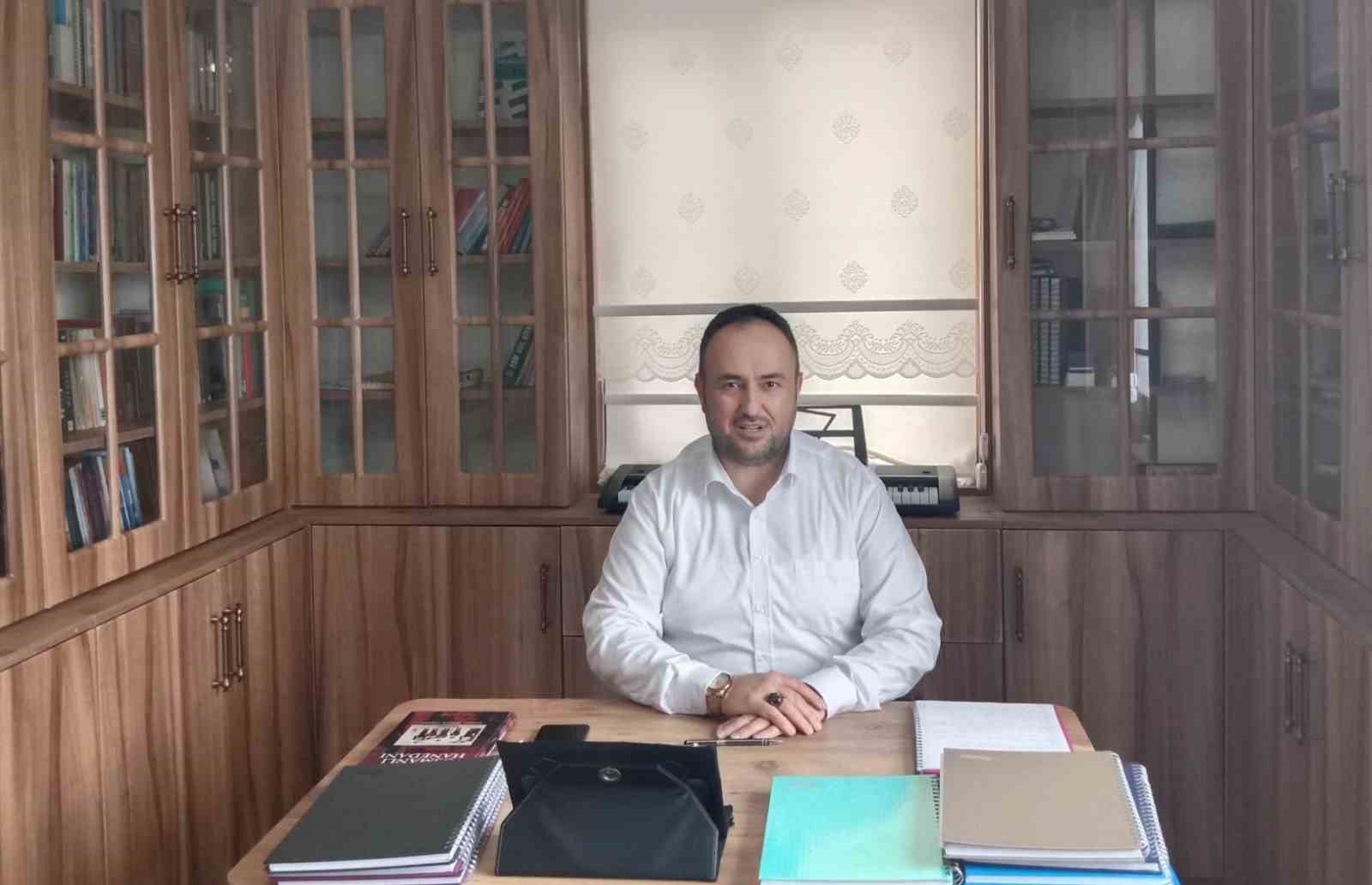 Vatandaşlar Akgedik’te ulaşım sorununa çözüm istiyorlar