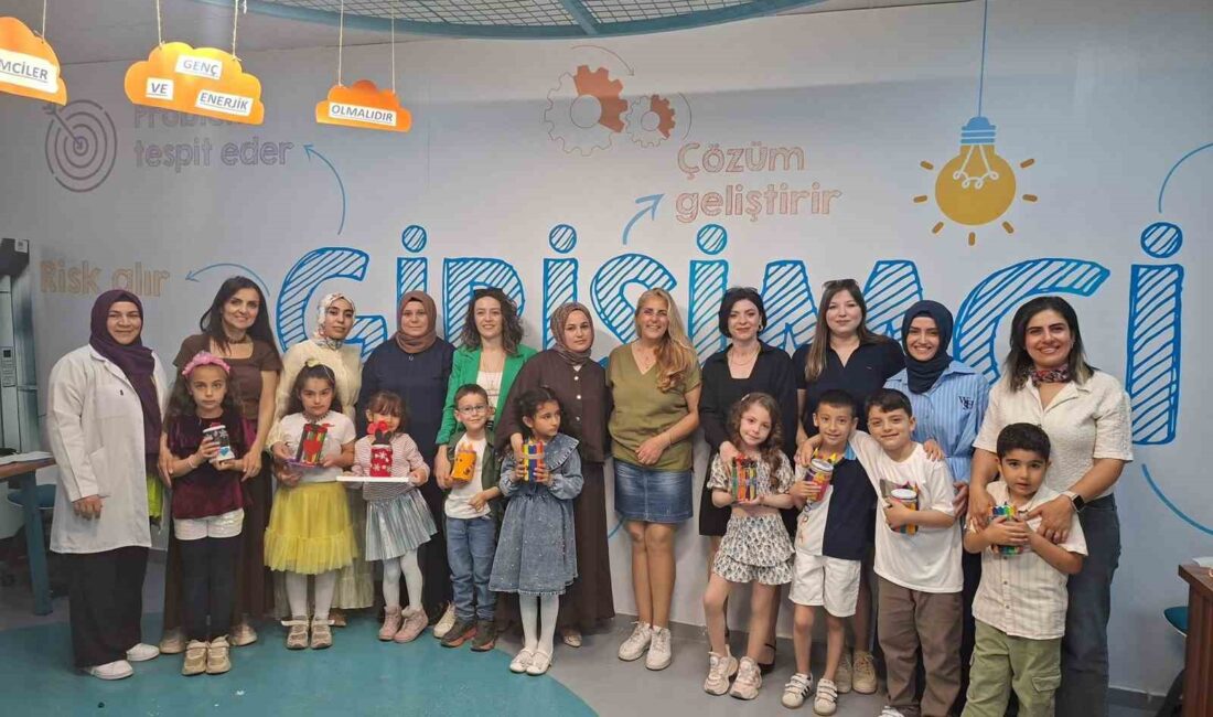 Bilim Yunusemre’de Anneler Günü’ne