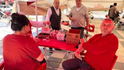 Manisa’nın Sarıgöl ilçesinde Türk Kızılayı