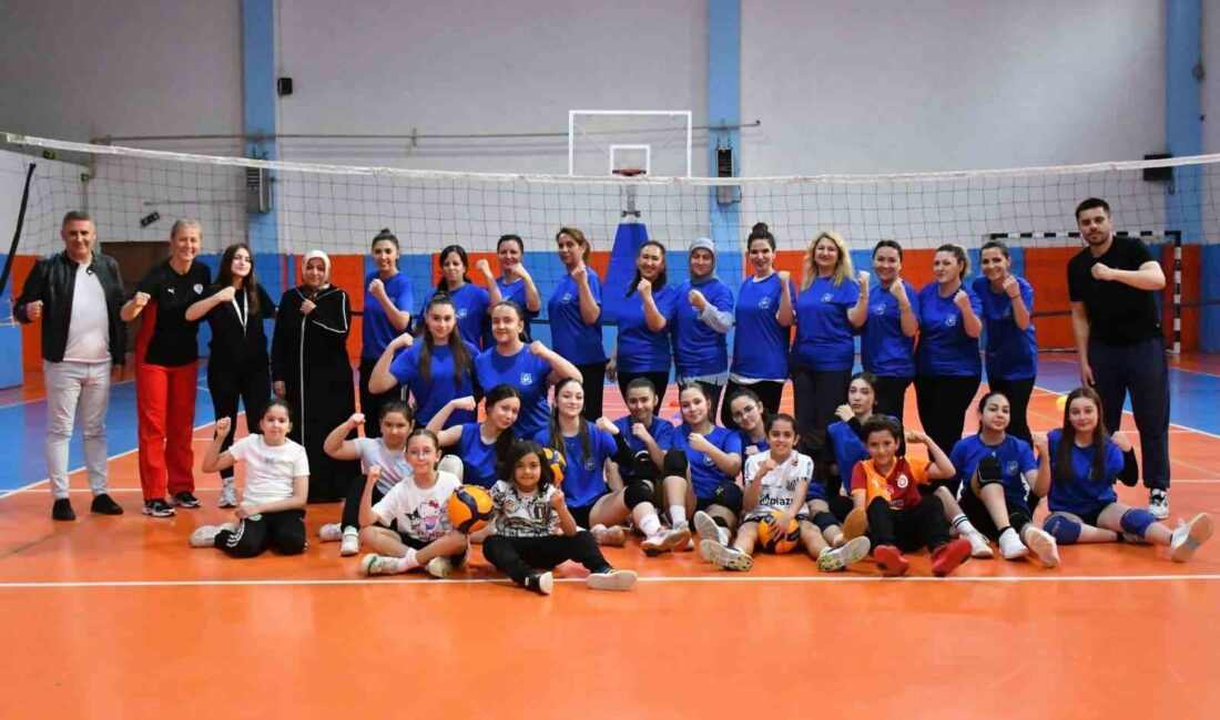 Yunusemre Belediyespor, Anneler Günü’nü sporcular