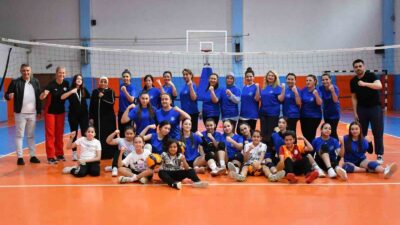 Yunusemre Belediyespor, Anneler Günü’nü sporcular