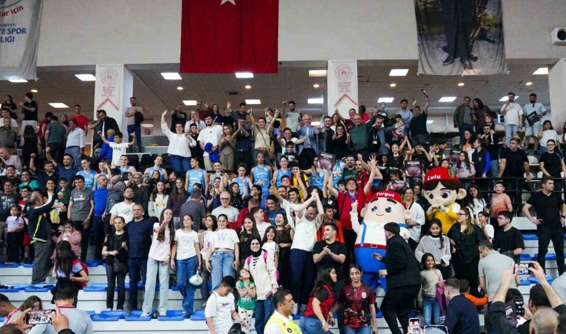 Manisa’nın tek kadın basketbol