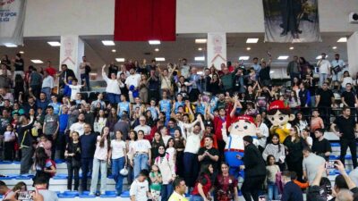 Manisa’nın tek kadın basketbol takımı